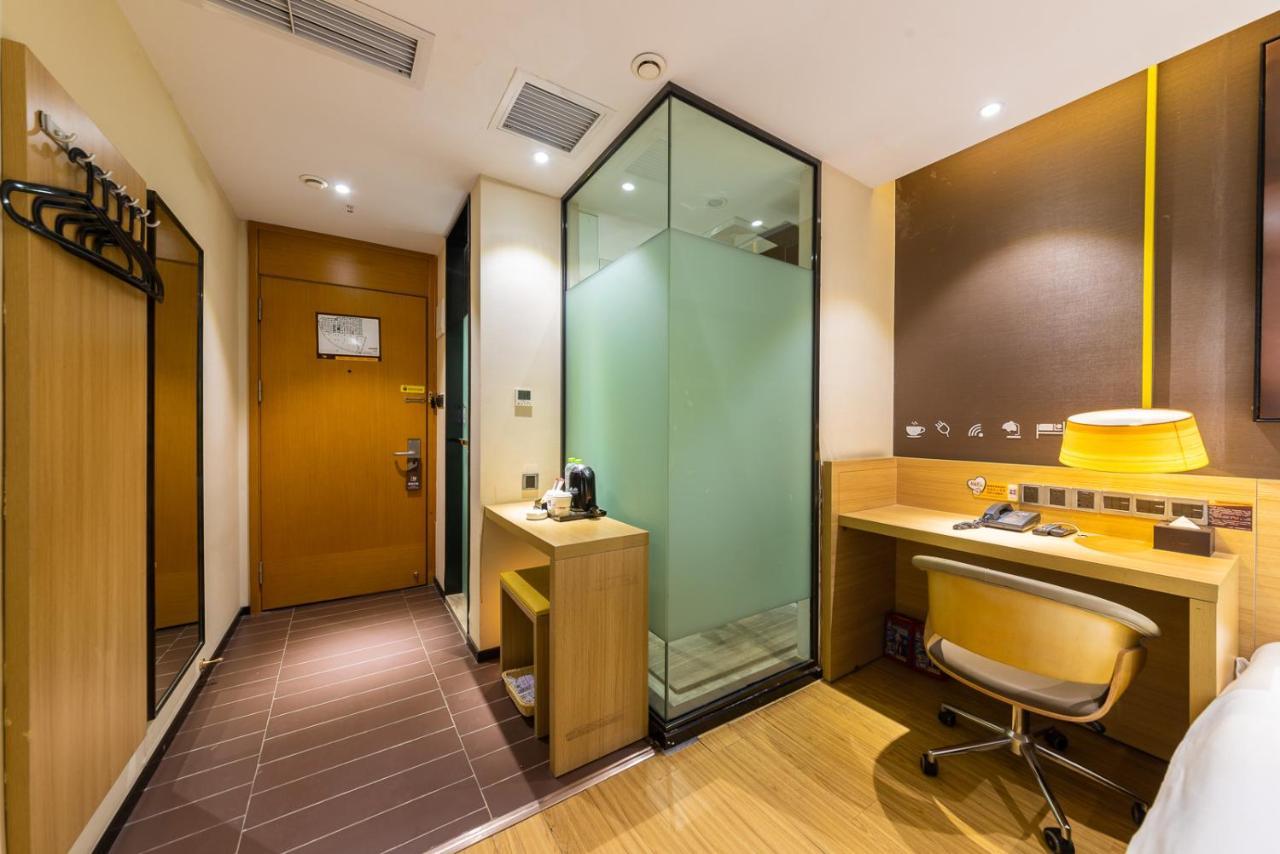 Iu Hotel Chongqing Jiefangbei المظهر الخارجي الصورة
